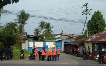 Demo Hari Kedua Buruh PT BSI, Ada Opsi Perusahaan Bayar 50 Persen THR Sisanya Usai Lebaran