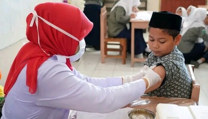 Tujuh Warga Padang Kasus Campak, Warga Diimbau Bawa Anak Imunisasi