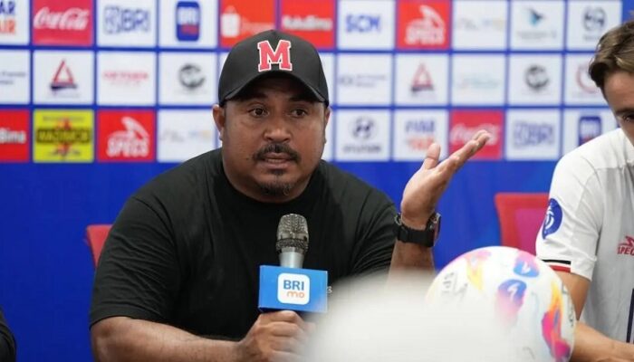 Gantikan Dejan Antonic, Imran Nahumarury Ditunjuk jadi Pelatih Kepala Semen Padang FC